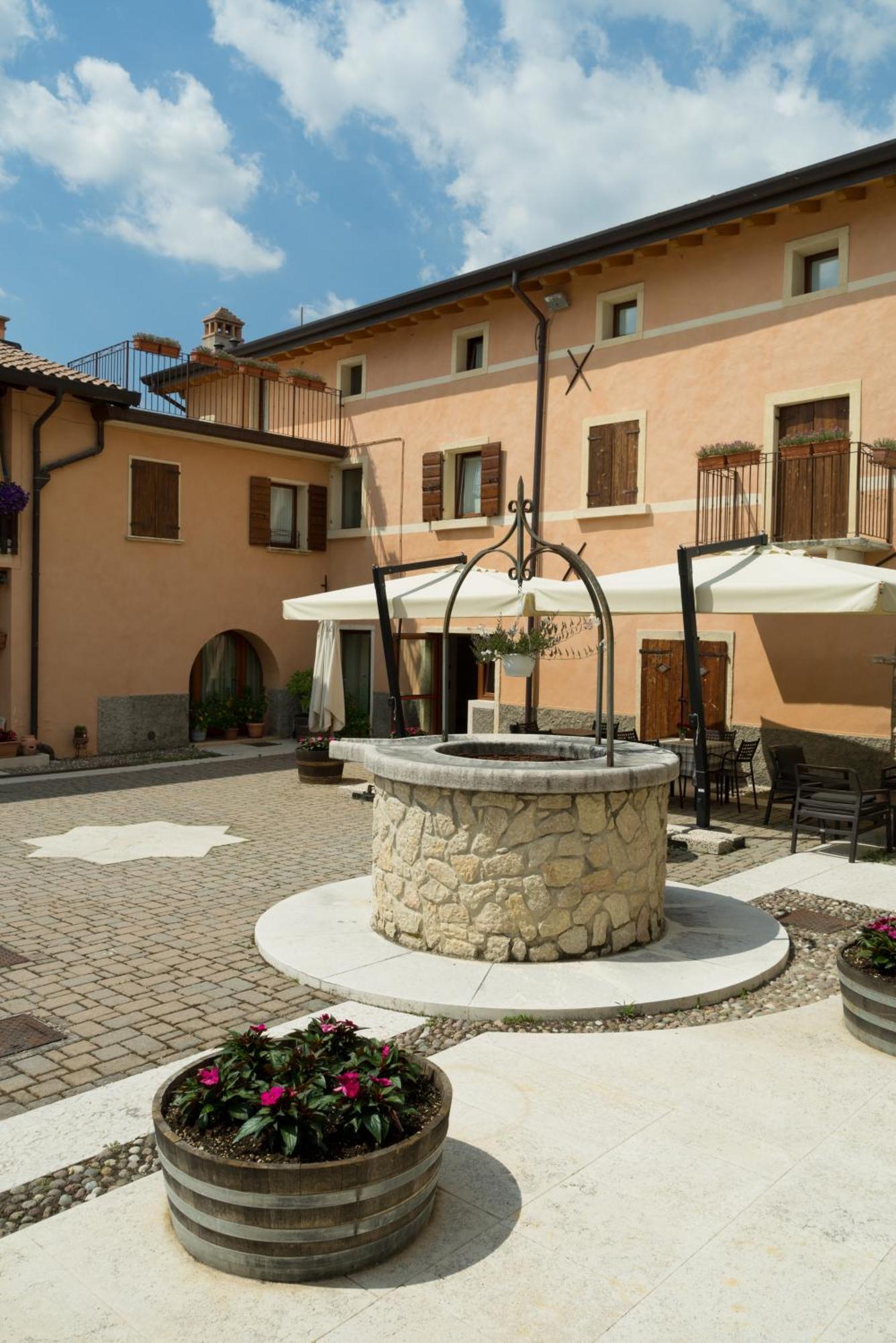 Agriturismo Valentina Cubi Fumane Bagian luar foto