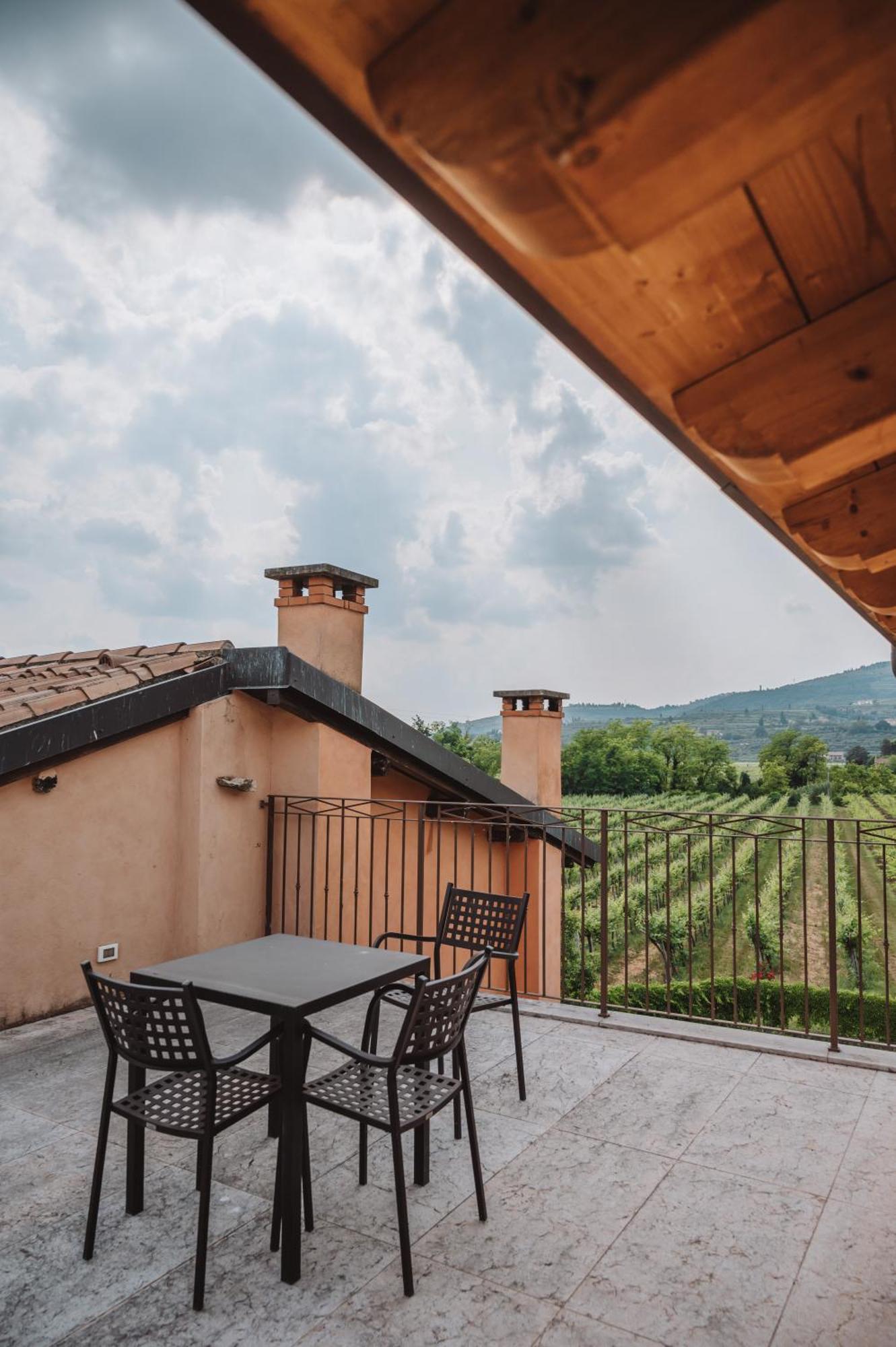 Agriturismo Valentina Cubi Fumane Bagian luar foto